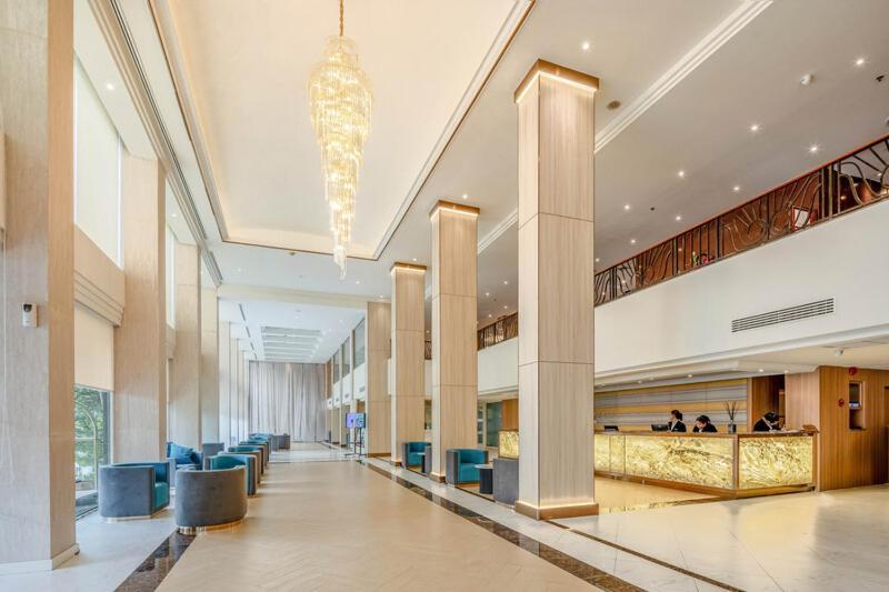 The Maruay Garden Hotel Бангкок Экстерьер фото