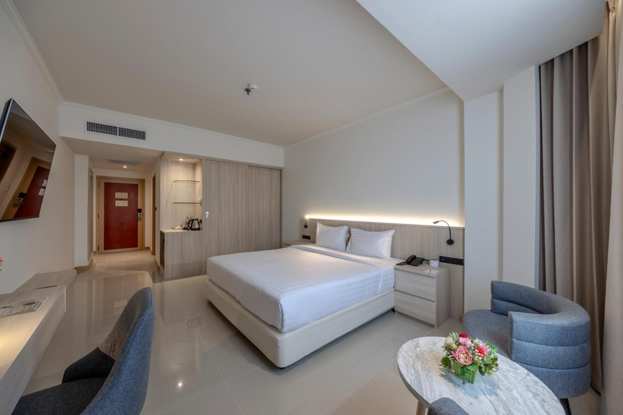 The Maruay Garden Hotel Бангкок Экстерьер фото