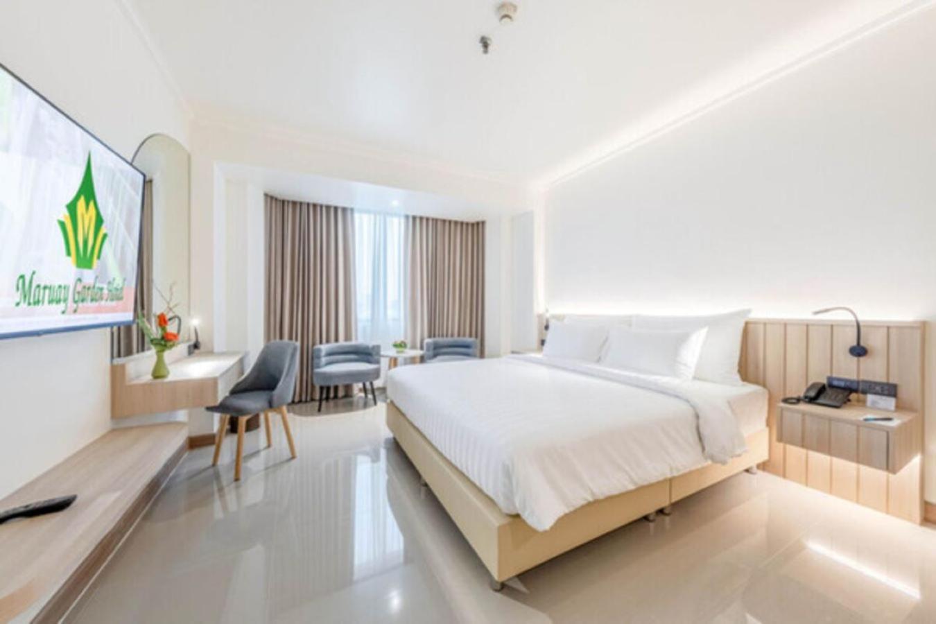 The Maruay Garden Hotel Бангкок Экстерьер фото
