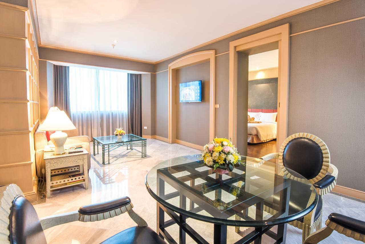 The Maruay Garden Hotel Бангкок Экстерьер фото